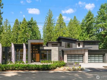 10230 SE 13th Place