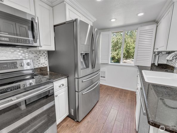 7914 242nd Street SW, Edmonds WA 98026