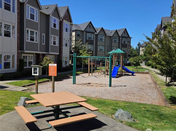 11004 20th Drive SE, Everett WA 98208