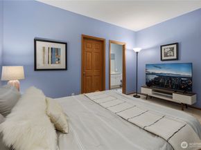 17721 134th Lane SE 17721, Renton WA 98058
