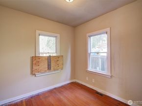 8109 50th Avenue S, Seattle WA 98118