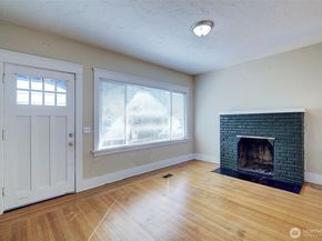 8109 50th Avenue S, Seattle WA 98118