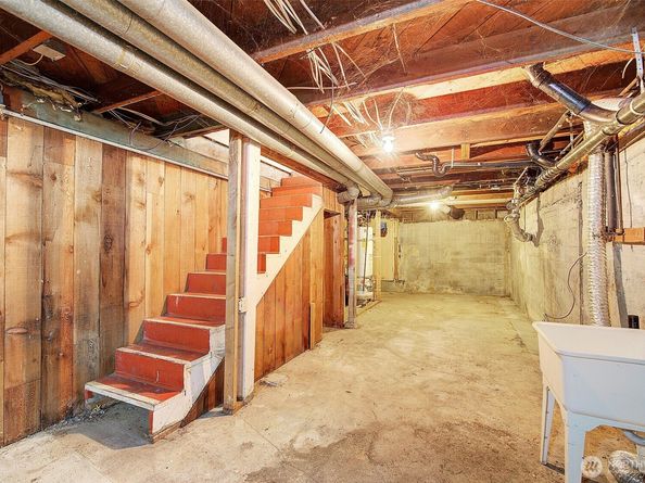 8109 50th Avenue S, Seattle WA 98118