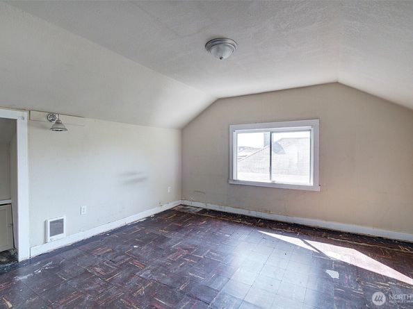 8109 50th Avenue S, Seattle WA 98118