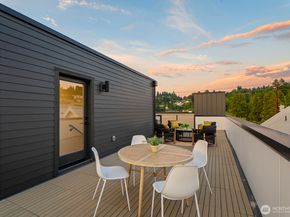 2769 59th Avenue SW B, Seattle WA 98116