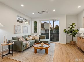 2769 59th Avenue SW B, Seattle WA 98116