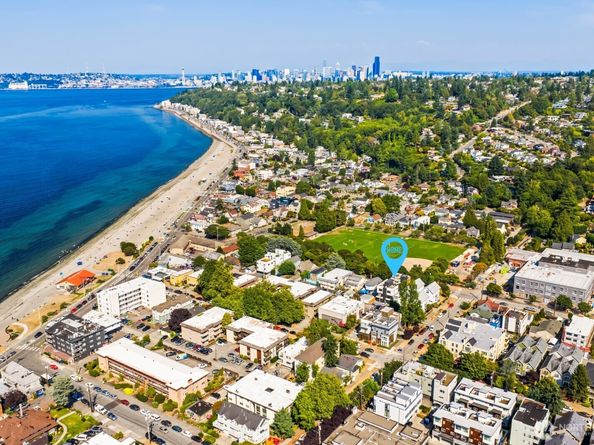 2769 59th Avenue SW B, Seattle WA 98116