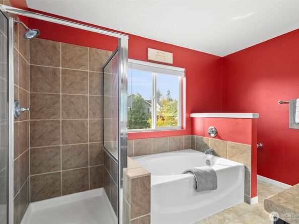 21772 NW Monterey Loop, Poulsbo WA 98370