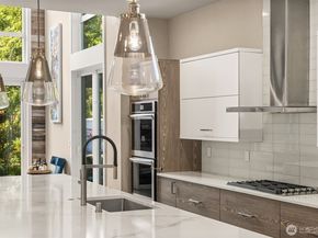 3208 89th Place SE, Mercer Island WA 98040