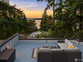3208 89th Place SE, Mercer Island WA 98040