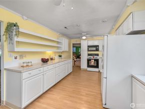 1425 33rd Street SE, Auburn WA 98002