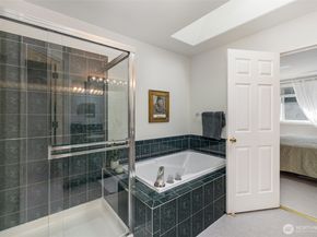2414 Kennewick Place NE, Renton WA 98056