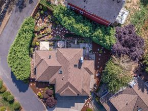 2414 Kennewick Place NE, Renton WA 98056