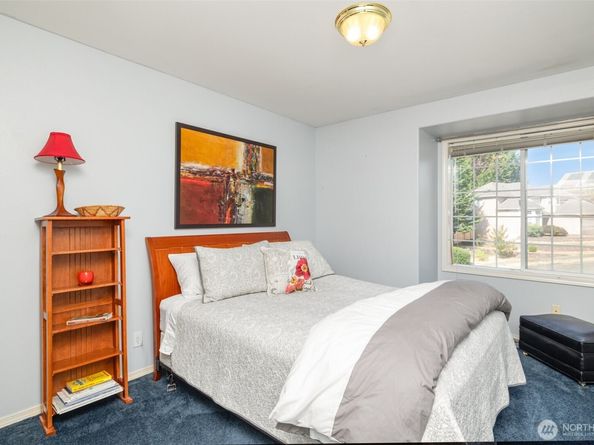 2414 Kennewick Place NE, Renton WA 98056