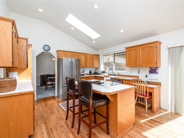 2414 Kennewick Place NE, Renton WA 98056