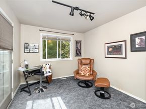 2414 Kennewick Place NE, Renton WA 98056