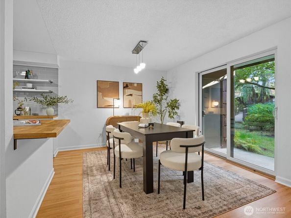 8937 Ravenna Avenue NE, Seattle WA 98115