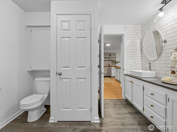 8937 Ravenna Avenue NE, Seattle WA 98115