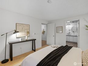 8937 Ravenna Avenue NE, Seattle WA 98115