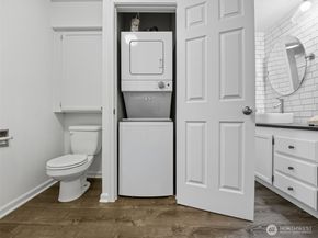 8937 Ravenna Avenue NE, Seattle WA 98115
