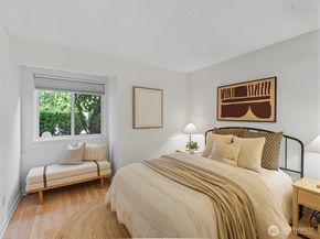 8937 Ravenna Avenue NE, Seattle WA 98115