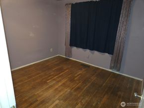 16006 SE 10th Street, Bellevue WA 98008