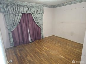 16006 SE 10th Street, Bellevue WA 98008