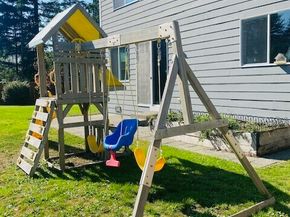 4160 Dr SW Novak, Port Orchard WA 98367