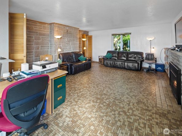 10445 Marine View Drive SW, Seattle WA 98146