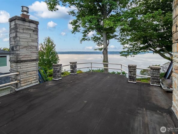 10445 Marine View Drive SW, Seattle WA 98146