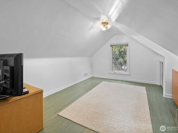 10445 Marine View Drive SW, Seattle WA 98146