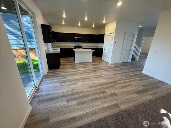 1963 NW Meadowview Drive 43, Poulsbo WA 98370