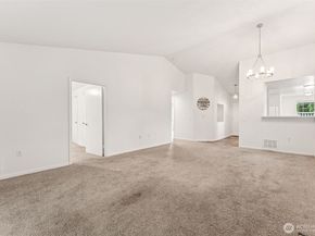 23958 58th Court S A1, Kent WA 98032