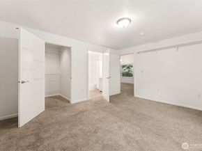 23958 58th Court S A1, Kent WA 98032