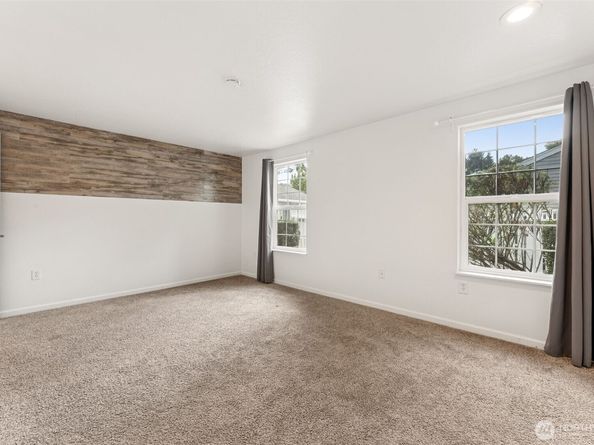 23958 58th Court S A1, Kent WA 98032