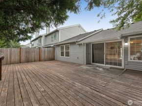 23958 58th Court S A1, Kent WA 98032