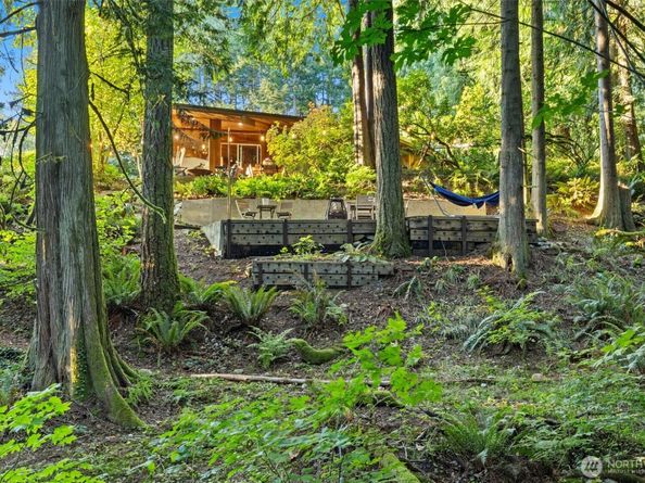 9506 240 Avenue SE, Issaquah WA 98027