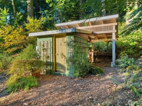 9506 240 Avenue SE, Issaquah WA 98027