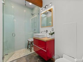 9506 240 Avenue SE, Issaquah WA 98027