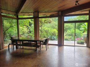 9506 240 Avenue SE, Issaquah WA 98027
