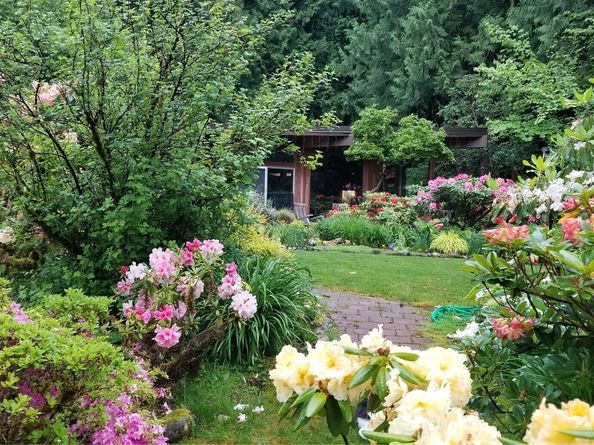 9506 240 Avenue SE, Issaquah WA 98027