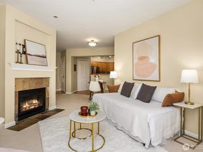 1525 NW 57th Street 211, Seattle WA 98107