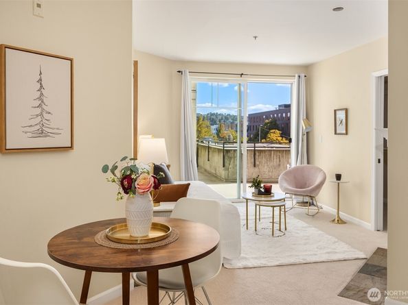 1525 NW 57th Street 211, Seattle WA 98107