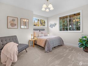 12724 37th Avenue SE, Everett WA 98208