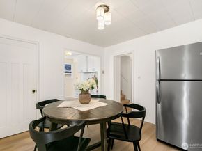 3418 Densmore Avenue N, Seattle WA 98103