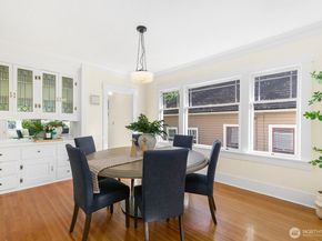 3418 Densmore Avenue N, Seattle WA 98103