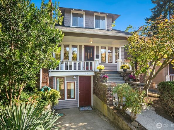 3418 Densmore Avenue N, Seattle WA 98103