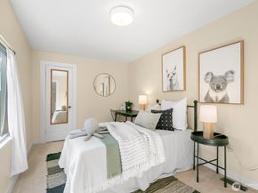 3418 Densmore Avenue N, Seattle WA 98103