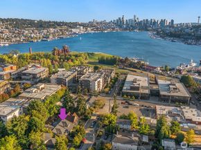 3418 Densmore Avenue N, Seattle WA 98103