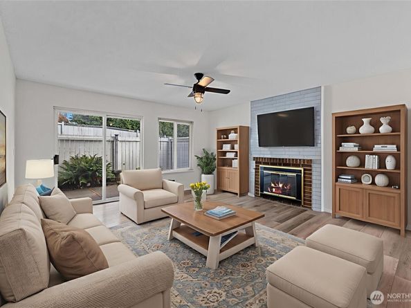 8823 Holly Drive F103, Everett WA 98208